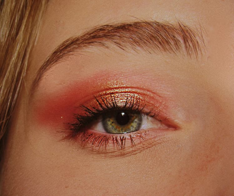 Glittery Red Eye Makeup