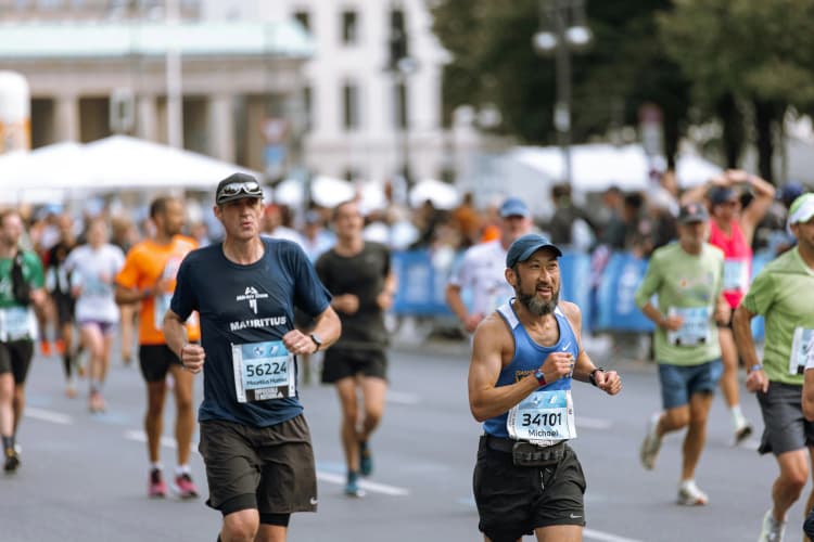 Urban Marathon Race Scene