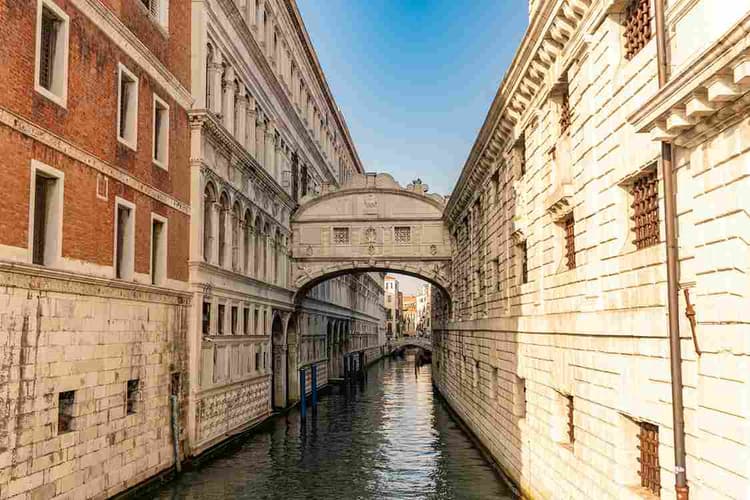 Venice Bridge of Sighs