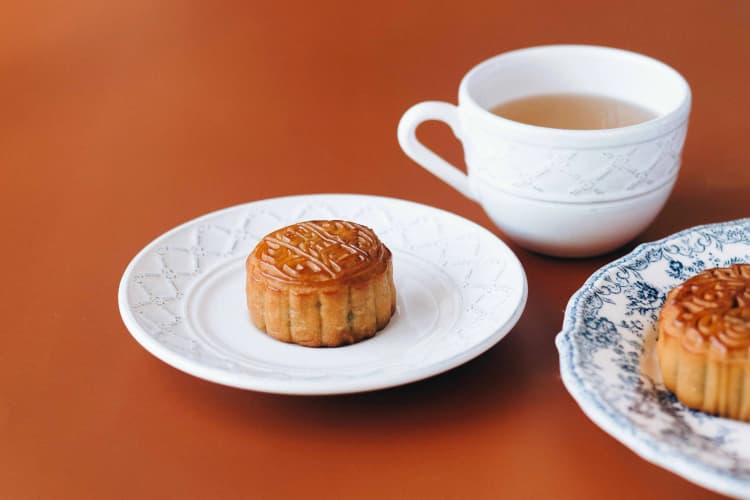 Mooncake and Tea Setting